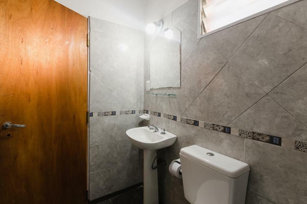 Hotel Turin Вила Карлос Пас Екстериор снимка