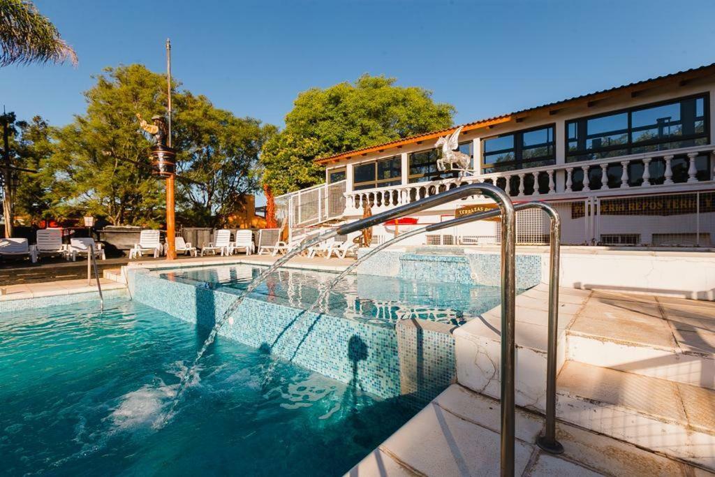 Hotel Turin Вила Карлос Пас Екстериор снимка